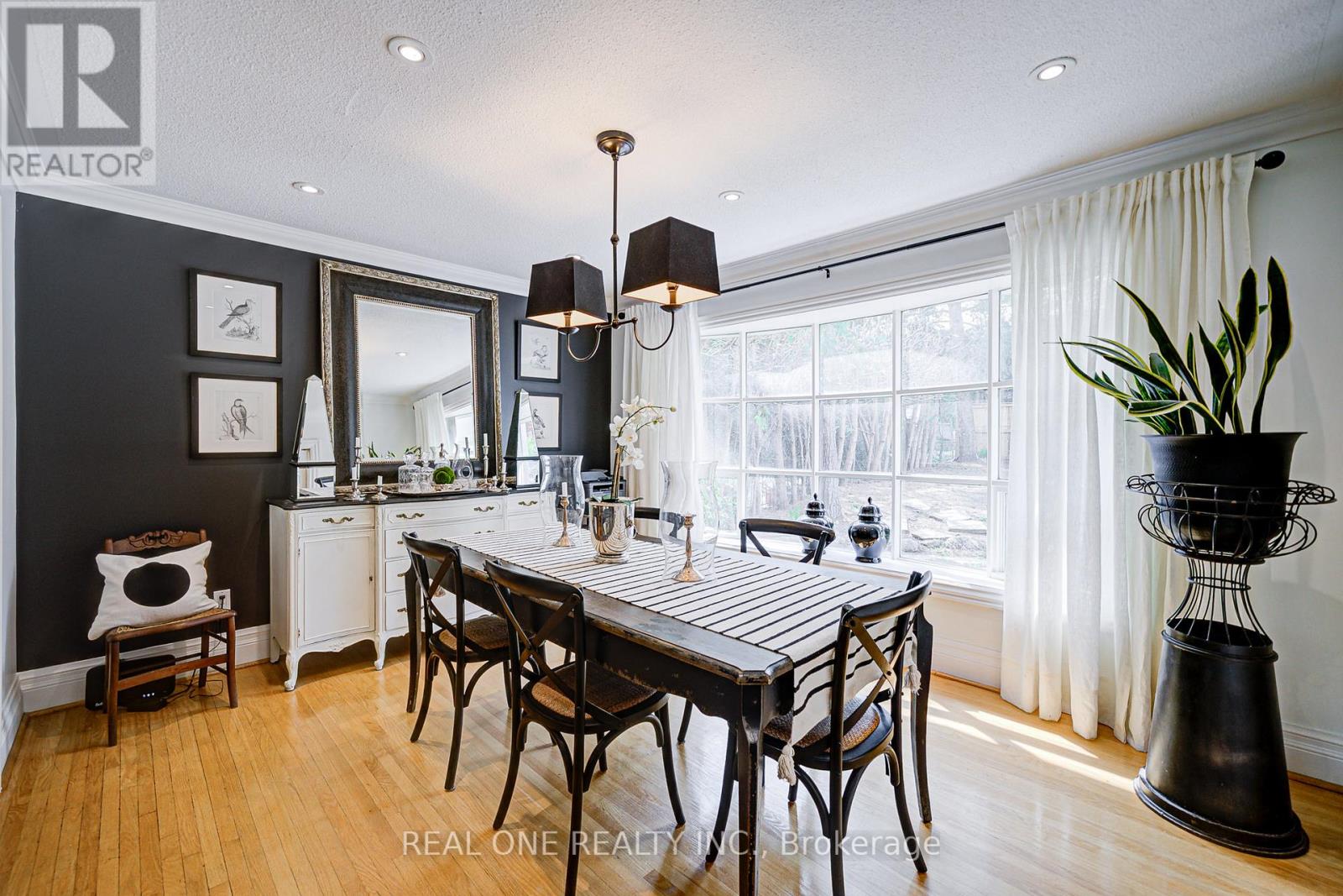 21 Alcaine Court, Markham, Ontario  L3T 2G8 - Photo 11 - N12335610