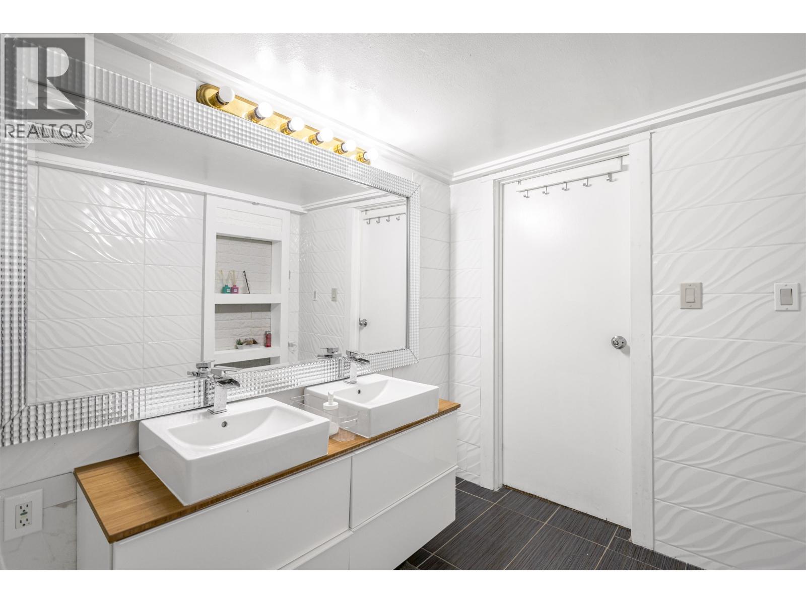 4380 Woodcrest Road, West Vancouver, British Columbia  V7S 2W1 - Photo 24 - R3034930