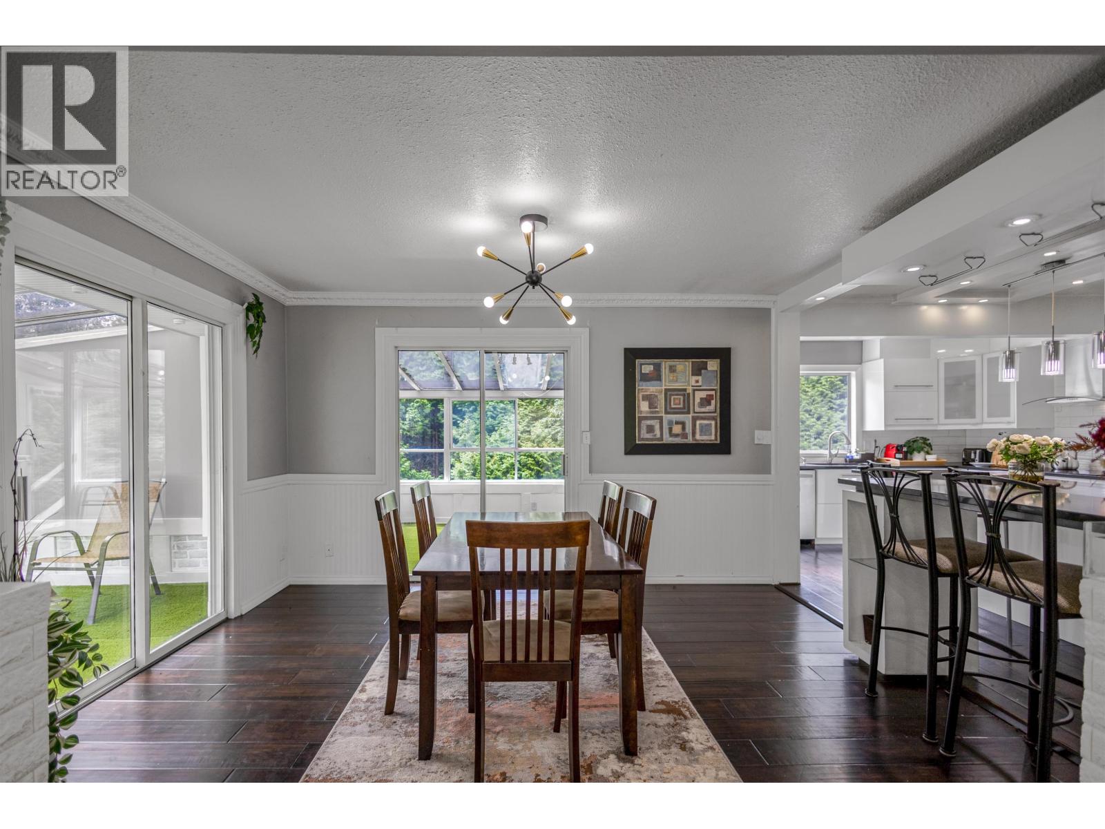 Property at 4380 WOODCREST ROAD image 5