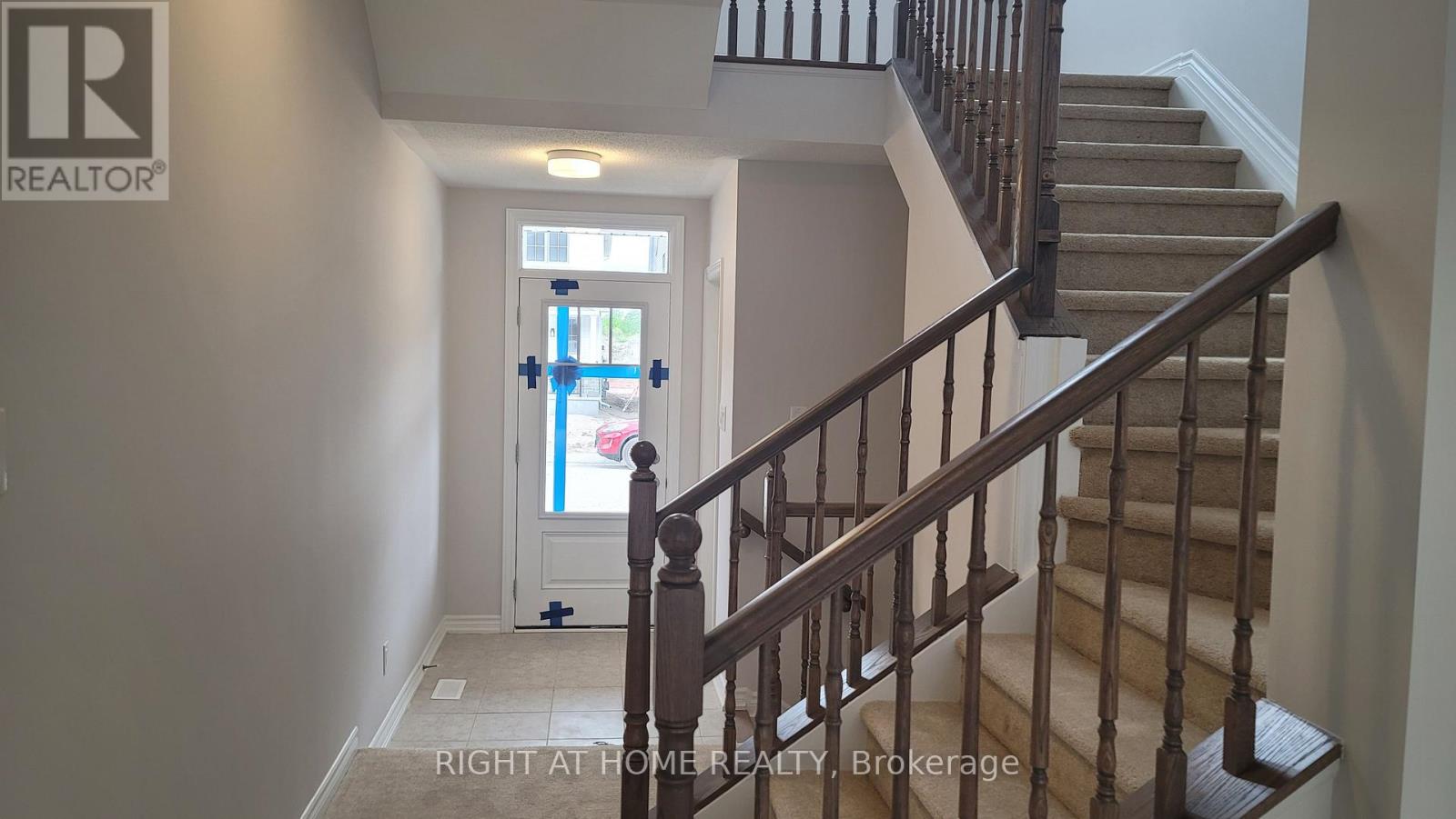 713 Perseus Avenue, Ottawa, Ontario  K2J 3V5 - Photo 6 - X12335623