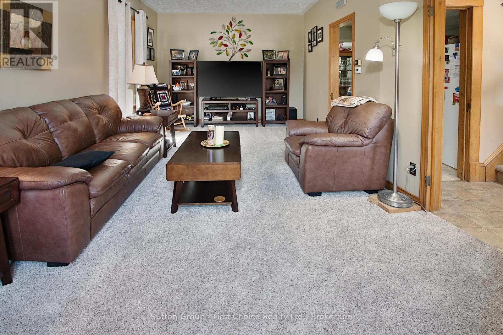 3 Pugh Street, Perth East, Ontario  N0K 1M0 - Photo 4 - X12323683