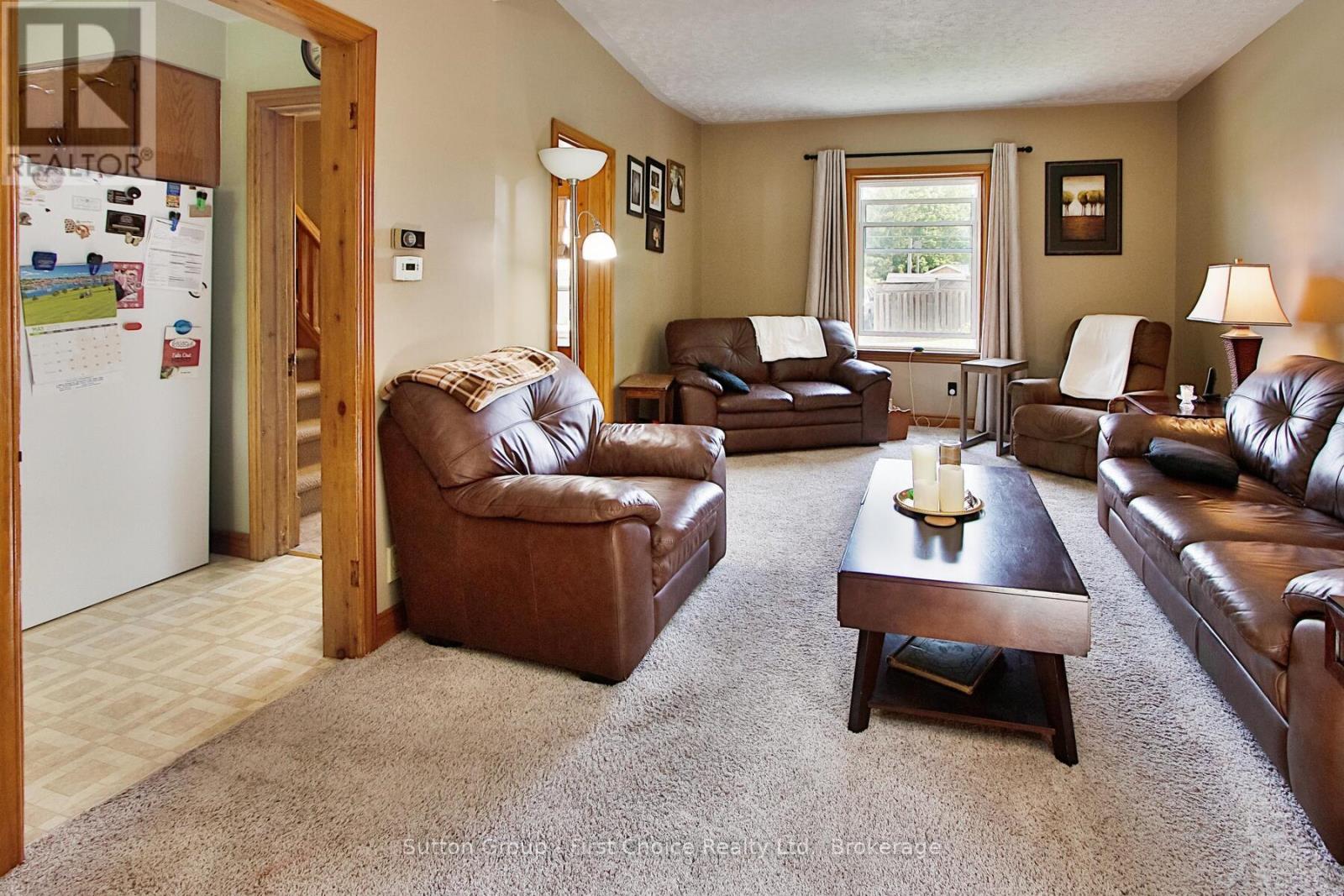 3 Pugh Street, Perth East, Ontario  N0K 1M0 - Photo 5 - X12323683