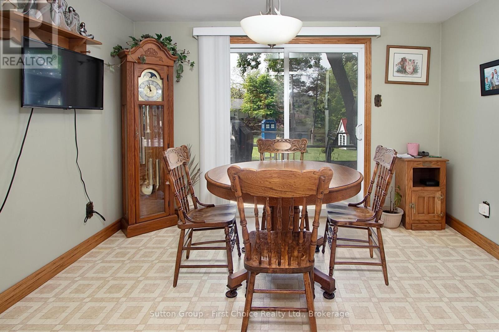 3 Pugh Street, Perth East, Ontario  N0K 1M0 - Photo 7 - X12323683