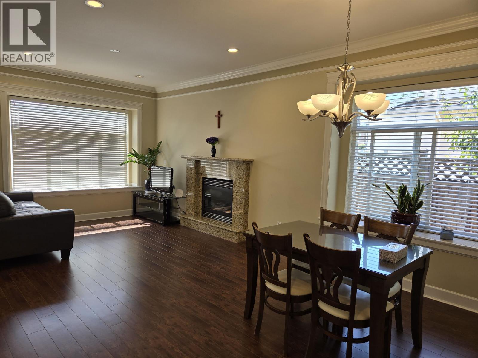 6685 Union Street, Burnaby, British Columbia  V5B 1X2 - Photo 3 - R3033964