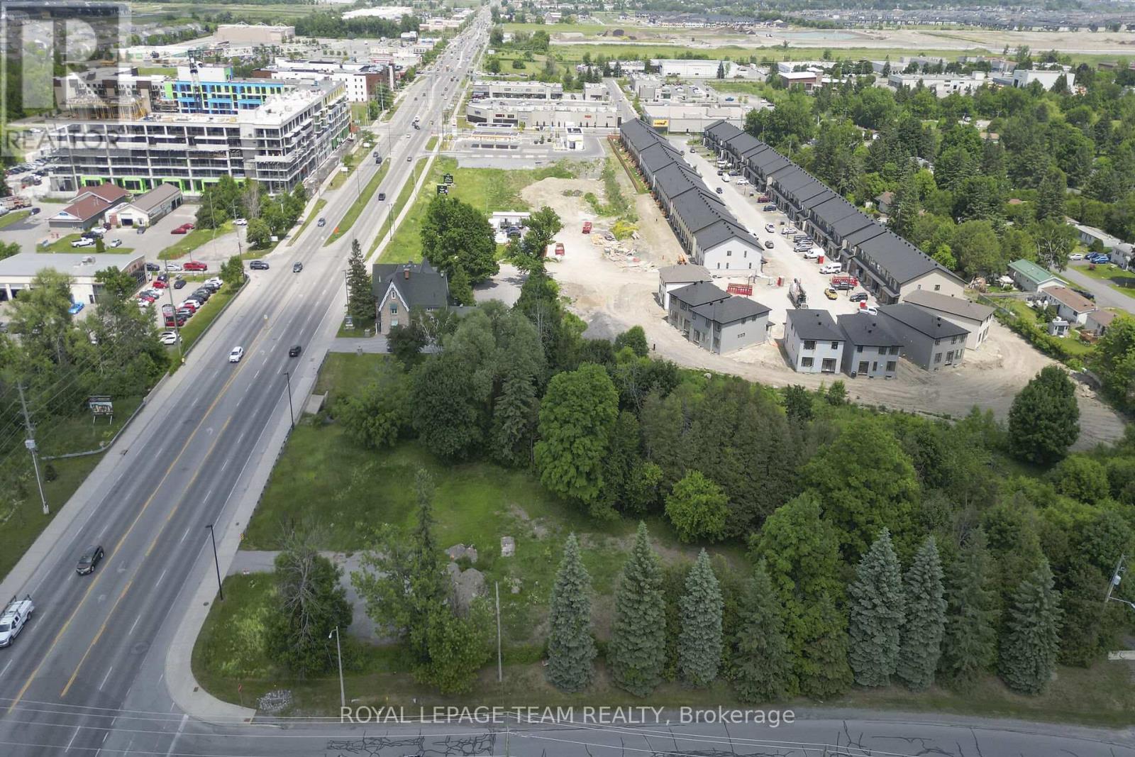 5830 Hazeldean Road, Ottawa, Ontario  K2S 1B9 - Photo 7 - X12335632