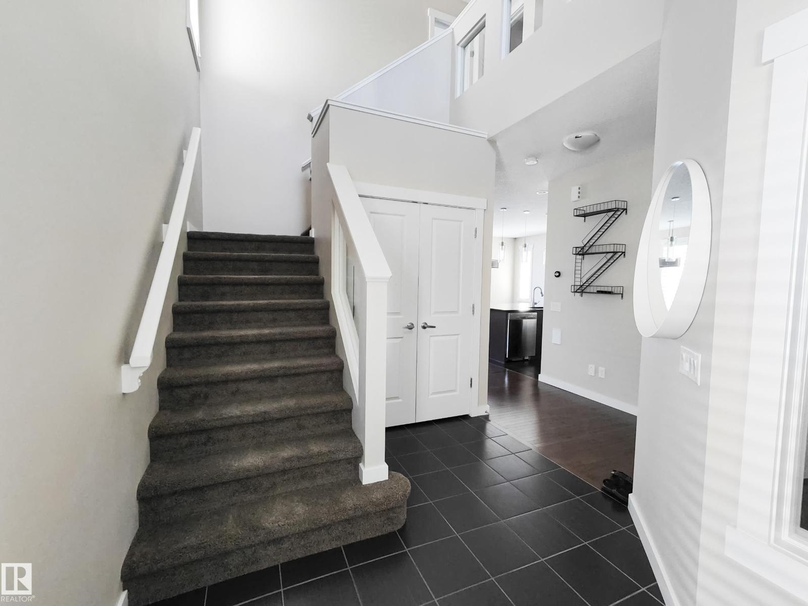 8008 18 Av Sw, Edmonton, Alberta  T6X 0Z8 - Photo 6 - E4449114