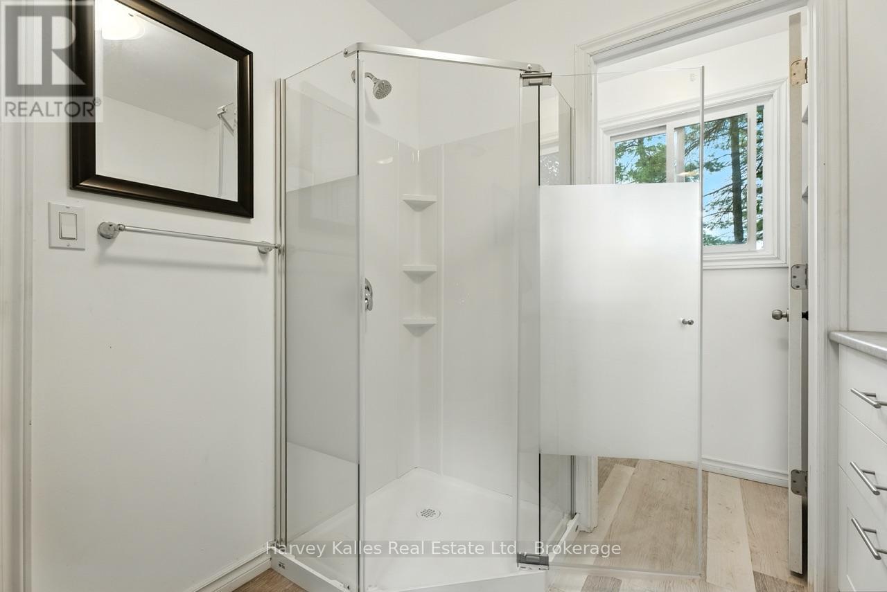25 Clifton Island, Muskoka Lakes, Ontario  P0B 1M0 - Photo 28 - X12334593