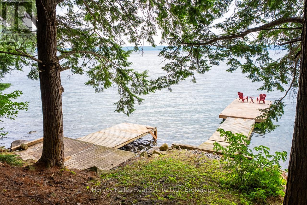 25 Clifton Island, Muskoka Lakes, Ontario  P0B 1M0 - Photo 39 - X12334593
