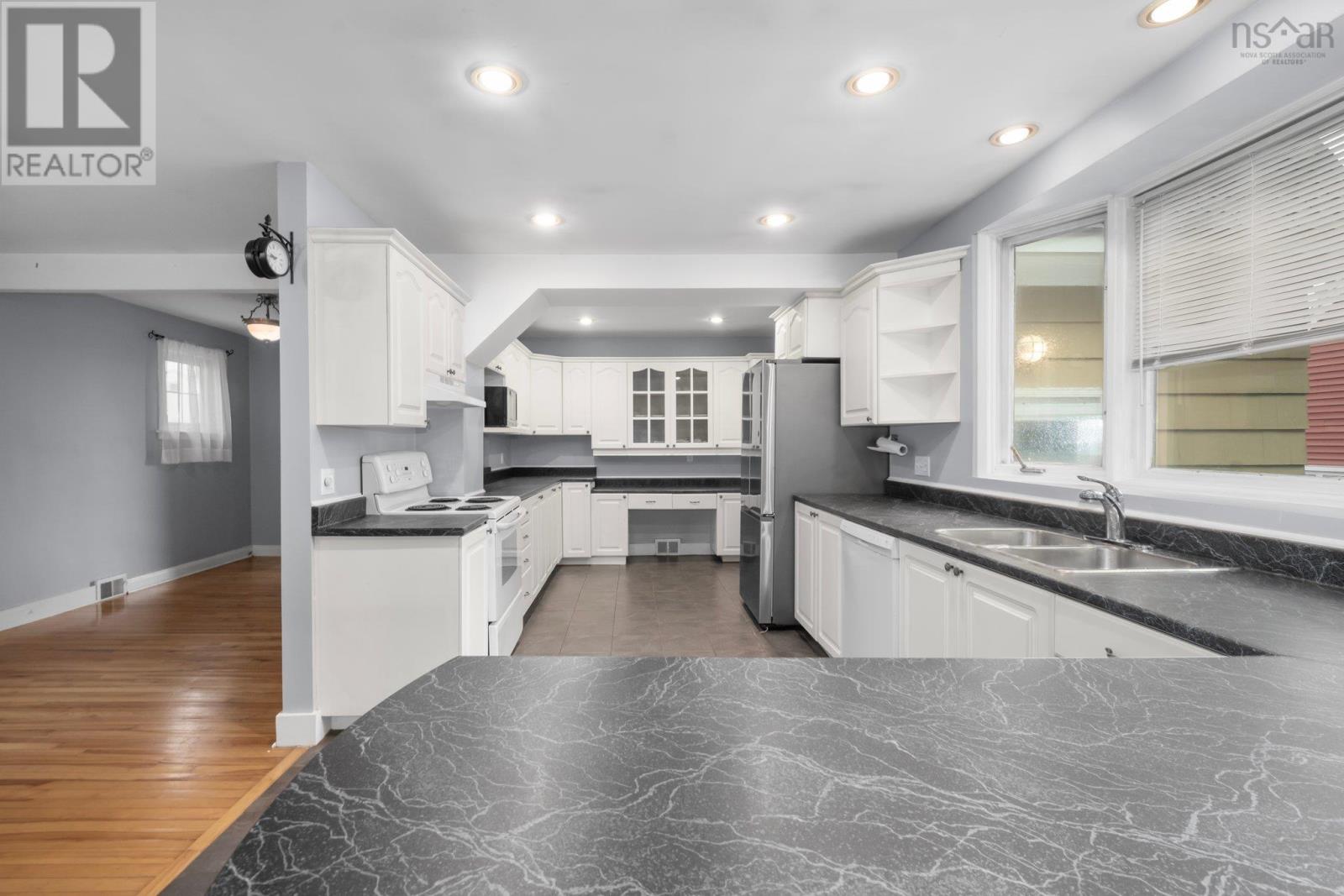 3549-3551 Claremont Street, Halifax, Nova Scotia  B3L 3L9 - Photo 16 - 202514402