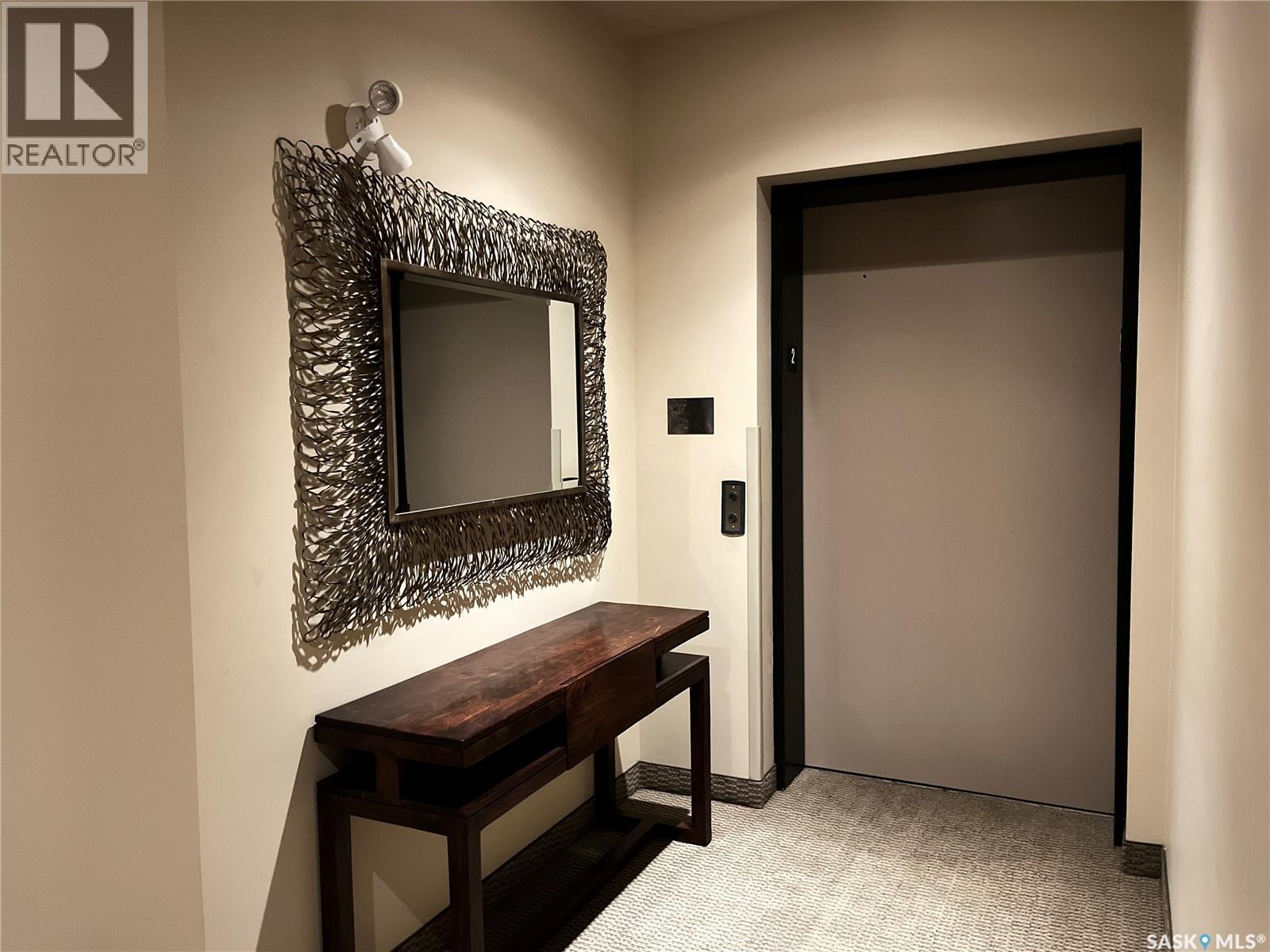 Property at 203 115 WILLOWGROVE CRESCENT image 4