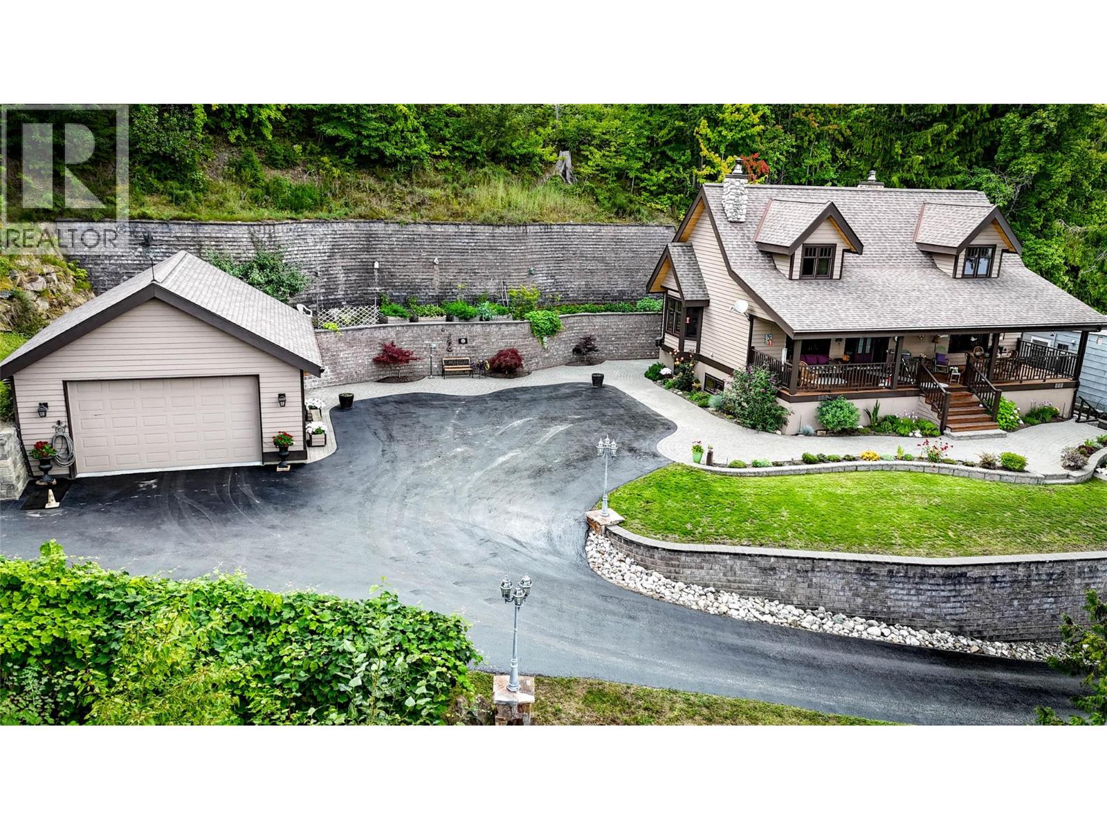 3544 Centre Street, Ainsworth, British Columbia  V0G 1A0 - Photo 4 - 10358897