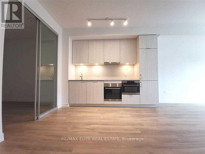 201 - 158 Front Street E, Toronto, Ontario  M5A 0K9 - Photo 9 - C12335688