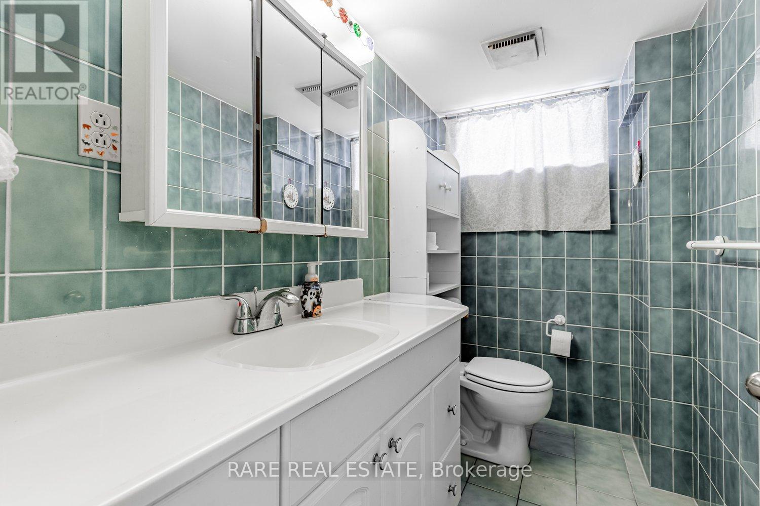 97 Tavistock Road, Toronto, Ontario  M3M 2P1 - Photo 29 - W12335690