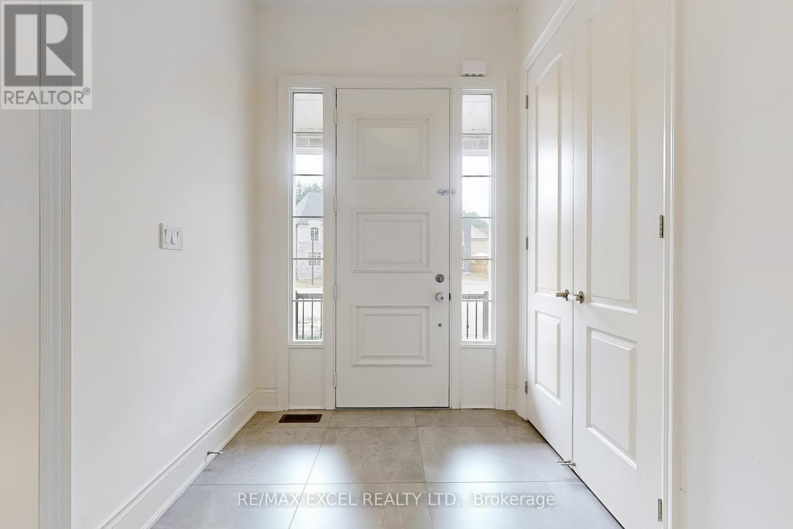 Property at 29 NIGHT SKY COURT image 3