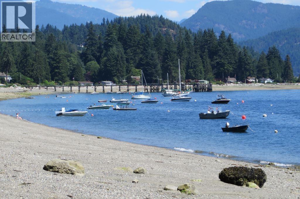1308 Burns Road, Gibsons, British Columbia  V0N 1V1 - Photo 10 - R3035430