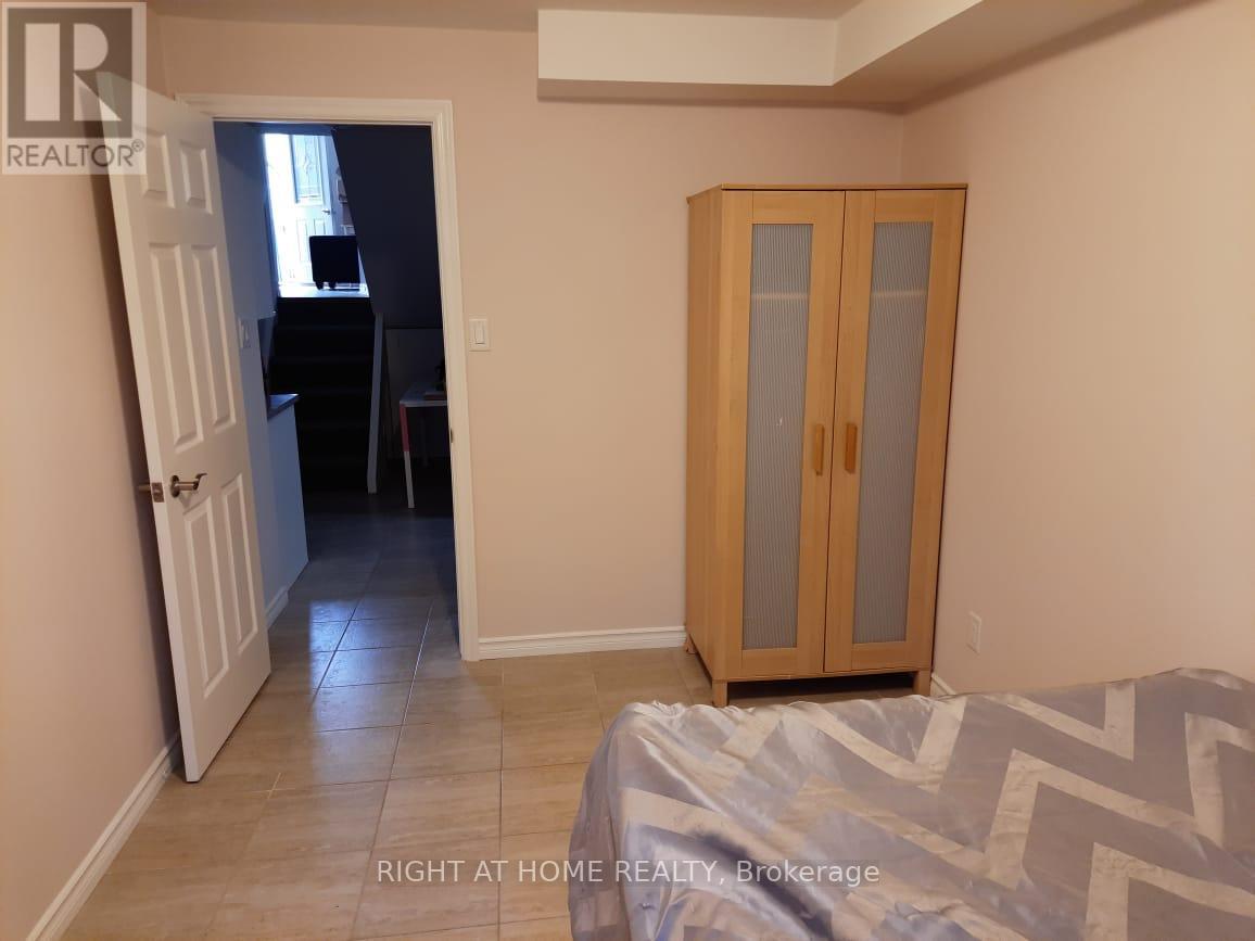 Lower - 24 Crewe Avenue, Toronto, Ontario  M4C 2J1 - Photo 23 - E12335706