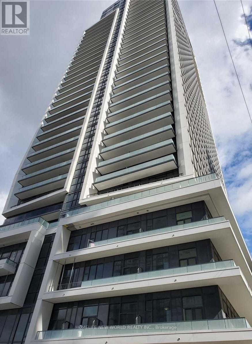 2004 - 50 ORDNANCE STREET, Toronto, Ontario