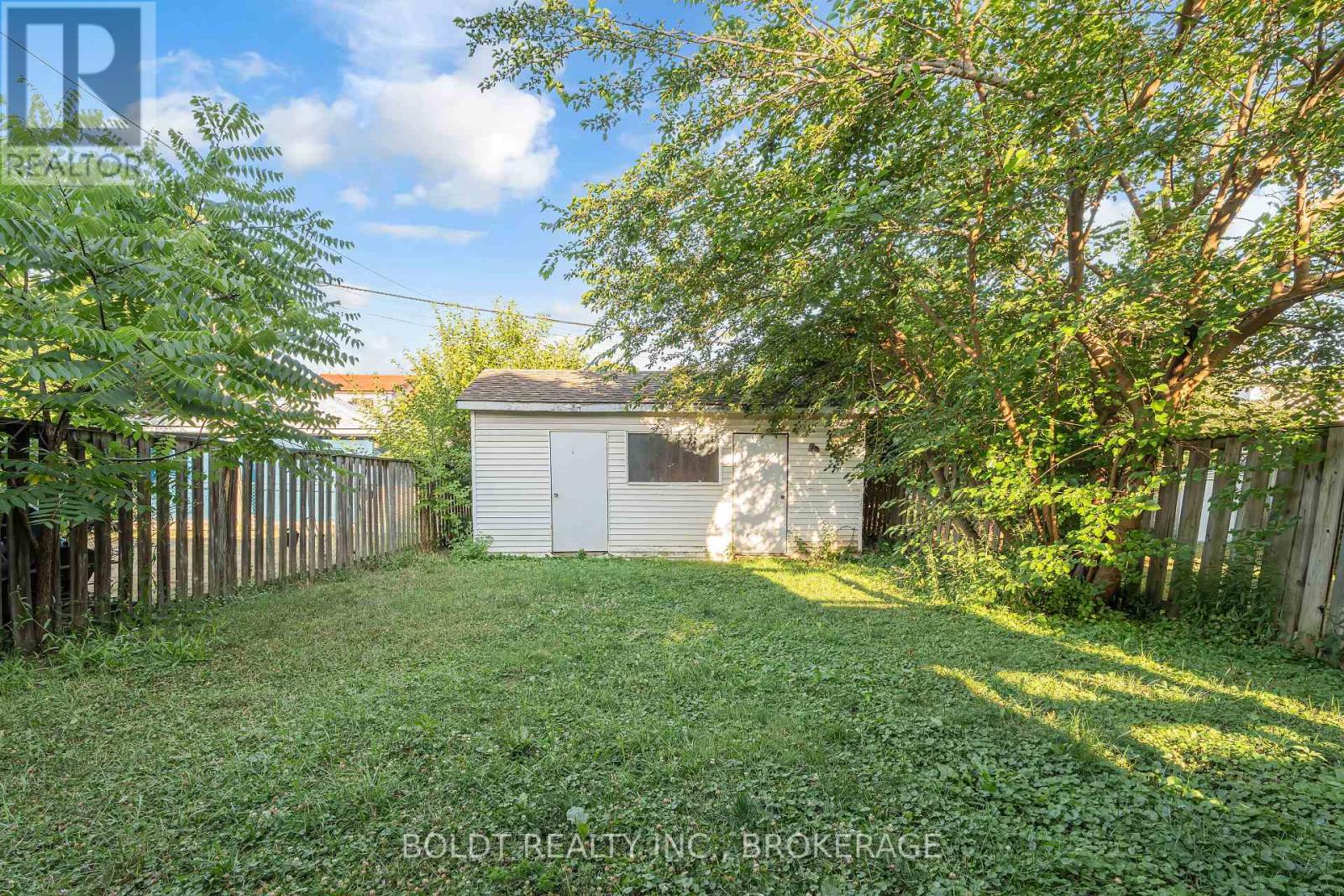 209 Rosslyn Avenue S, Hamilton, Ontario  L8M 3J6 - Photo 27 - X12305865