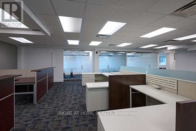 500 - 170 Sheppard Avenue E, Toronto, Ontario  M2N 3A4 - Photo 2 - C12335739