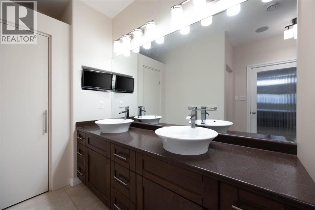 9810 Main Street, Fort Mcmurray, Alberta  T9H 1T8 - Photo 30 - A2247441