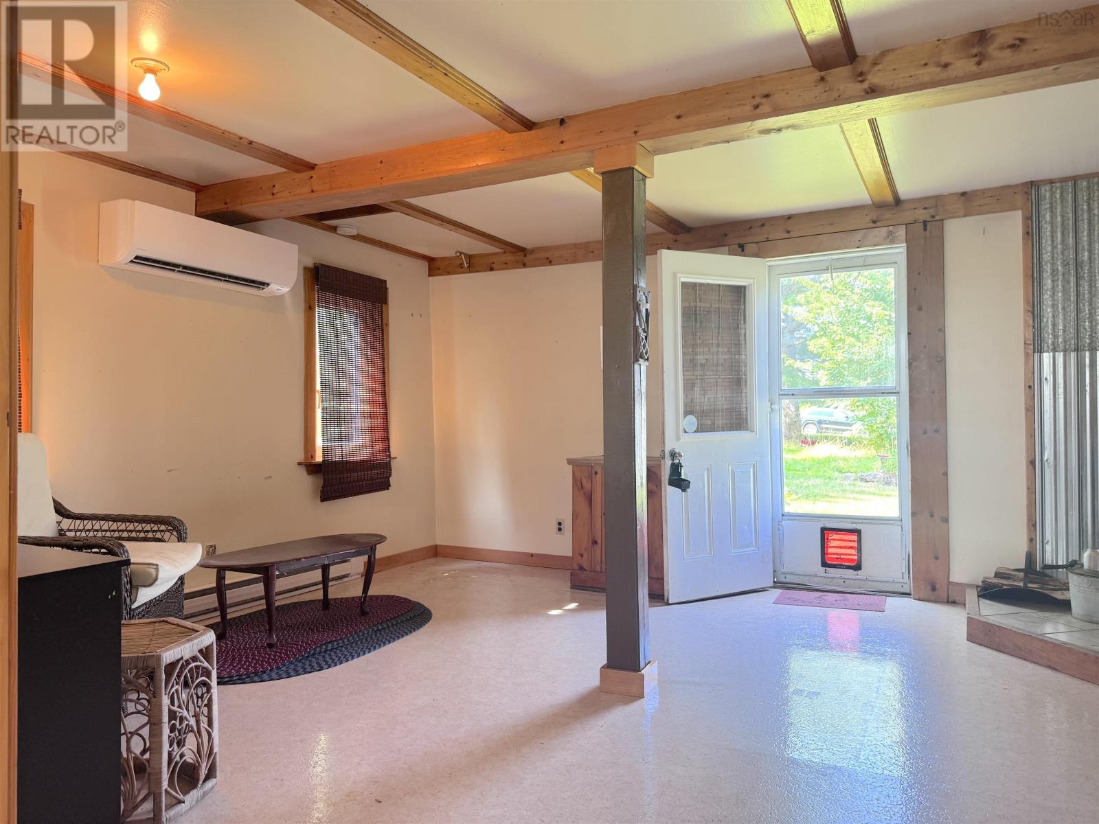 10 High Street, Baddeck, Nova Scotia  B0E 1B0 - Photo 11 - 202520155