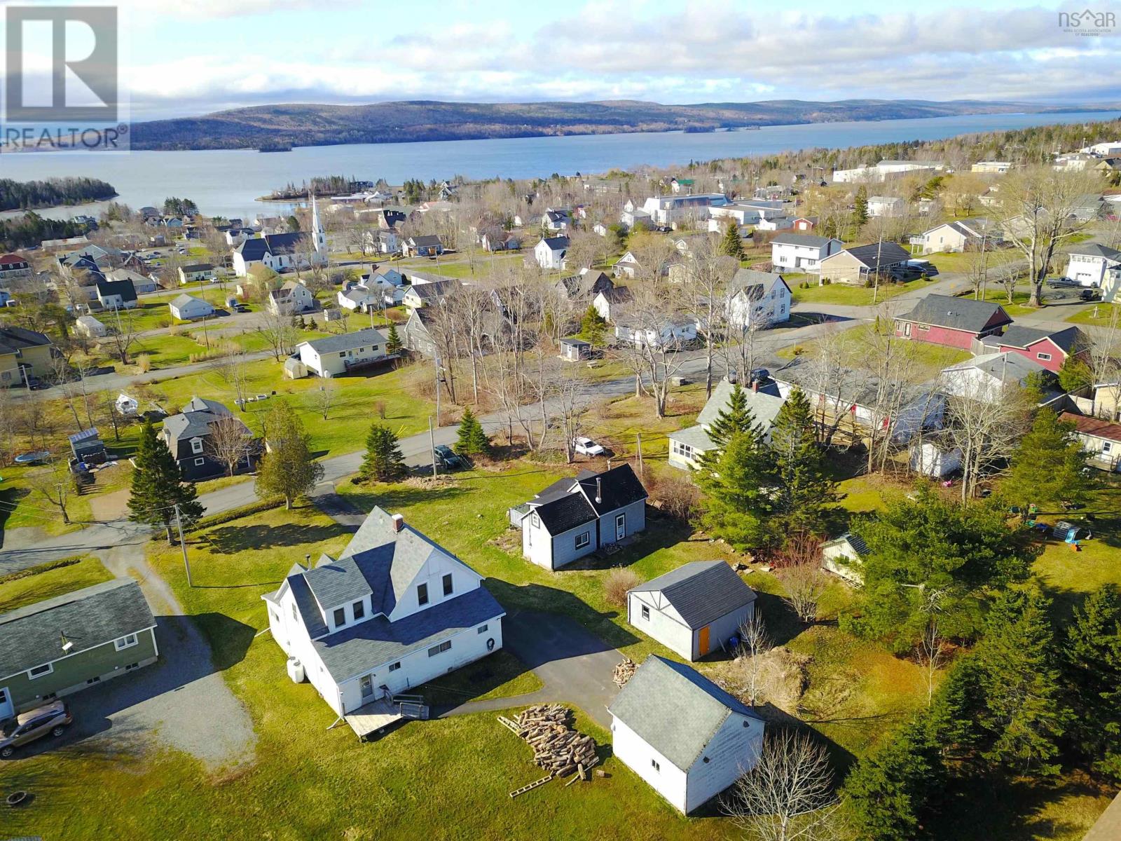 10 High Street, Baddeck, Nova Scotia  B0E 1B0 - Photo 27 - 202520155