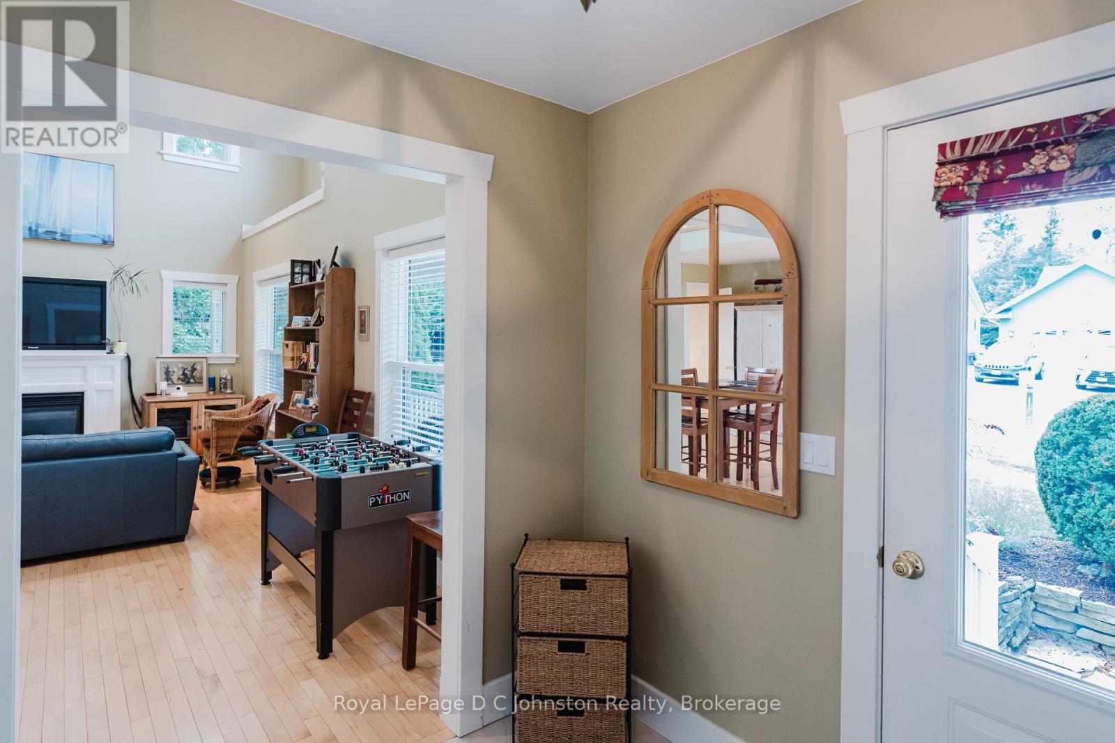 240 Summerhill Road, Saugeen Shores, Ontario  N0H 2L0 - Photo 6 - X12334915