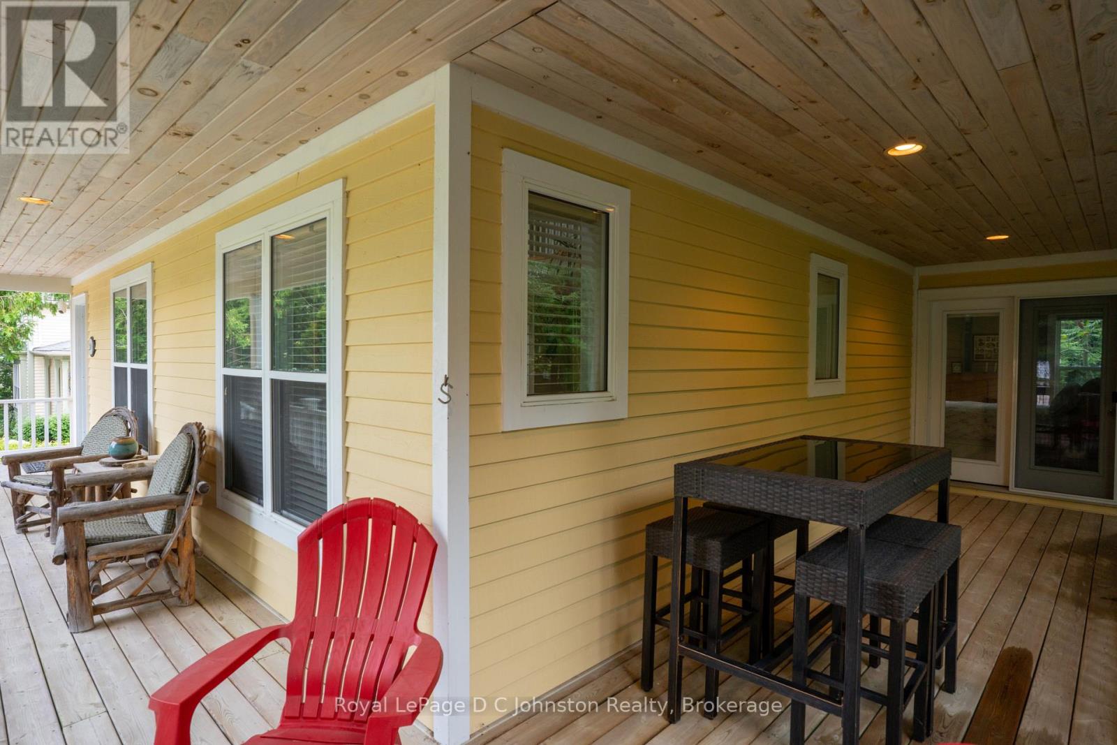 240 Summerhill Road, Saugeen Shores, Ontario  N0H 2L0 - Photo 8 - X12334915