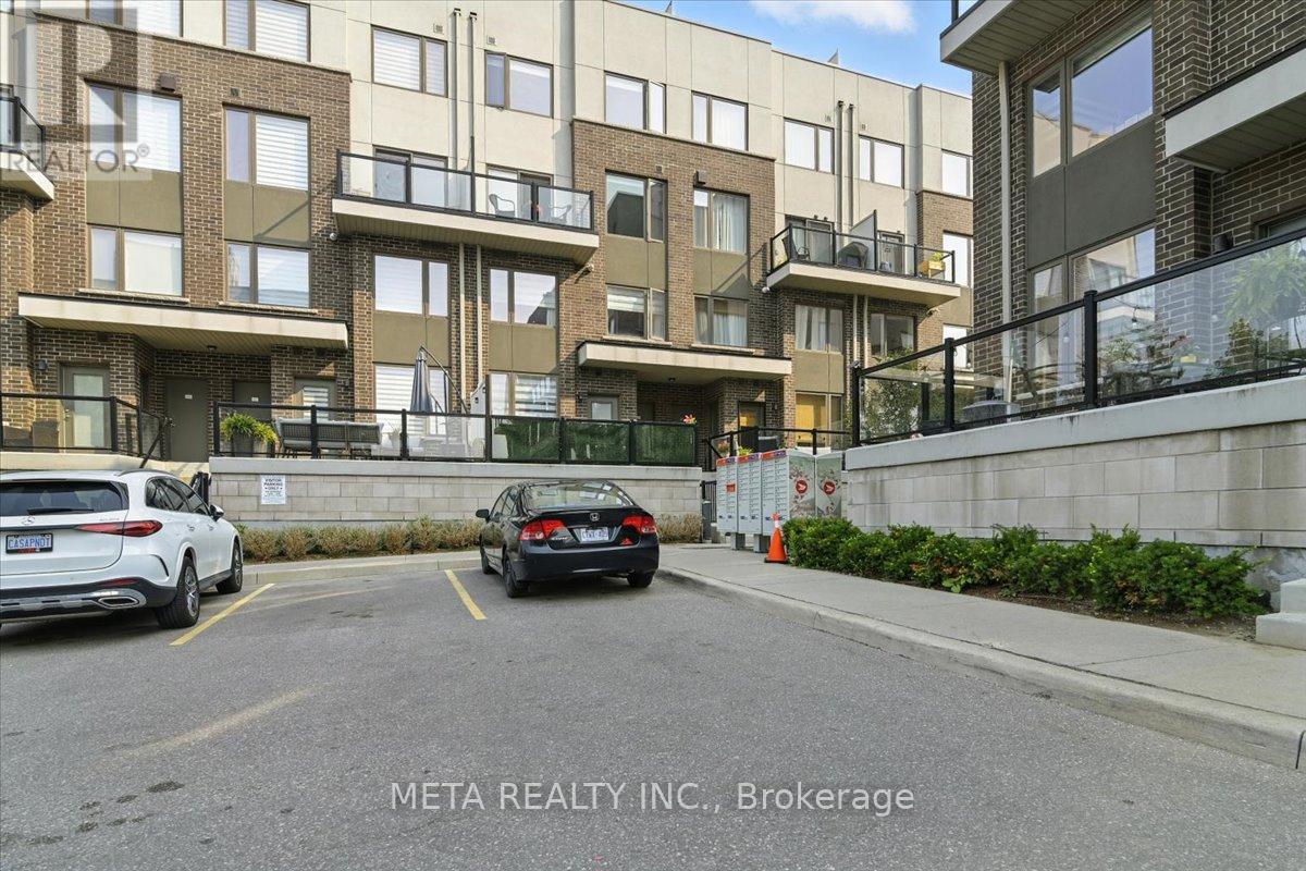 Property at 220 - 1460 WHITES ROAD image 2