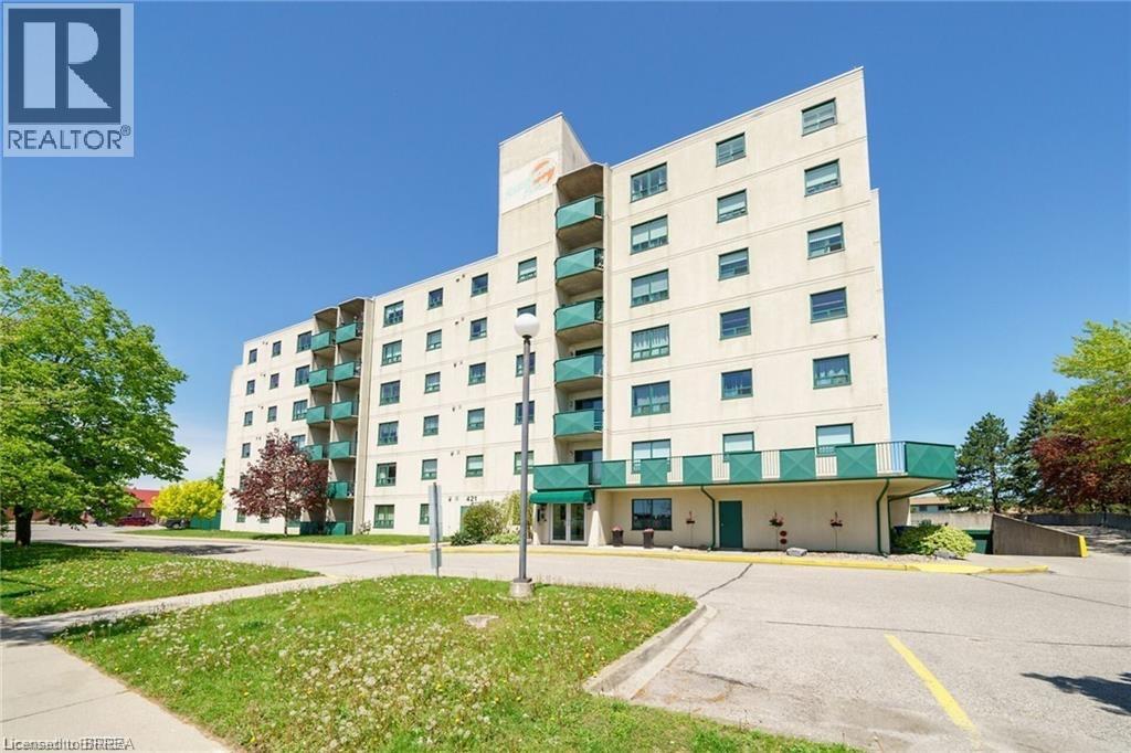 421 Fairview Drive Unit# 101, Brantford, Ontario  N3R 7M3 - Photo 1 - 40719999