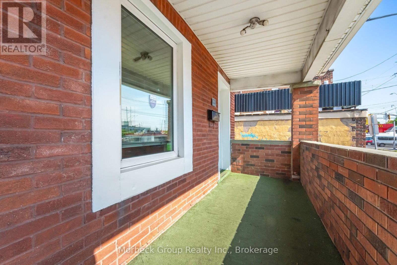 151 Lottridge Street, Hamilton, Ontario  L8L 6V5 - Photo 4 - X12309807