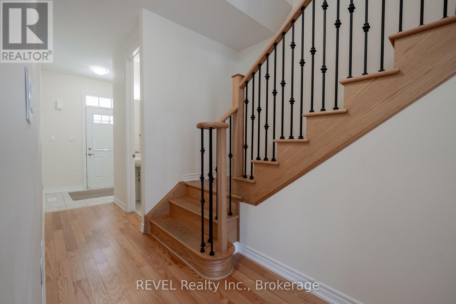 52 Ever Sweet Way, Thorold, Ontario  L2V 0R6 - Photo 15 - X12335791