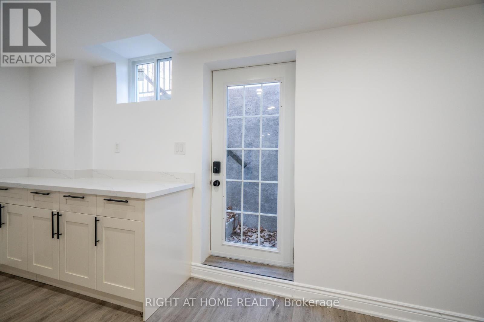 113 Mackey Drive, Whitby, Ontario  L1P 1R6 - Photo 6 - E12335789