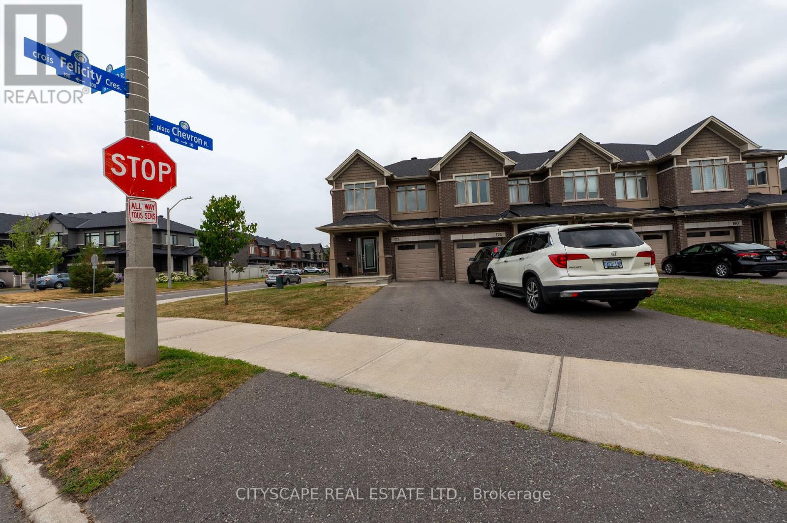 174 JOSHUA STREET, Ottawa, Ontario