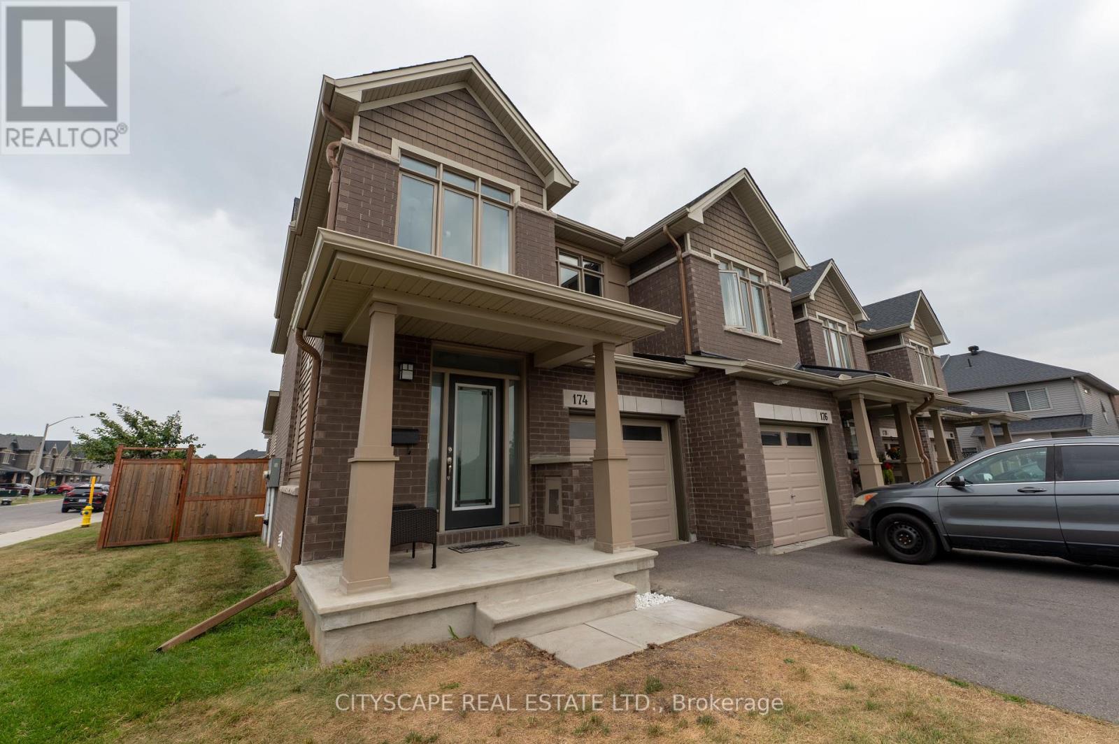 174 Joshua Street, Ottawa, Ontario  K1W 0A3 - Photo 3 - X12320412