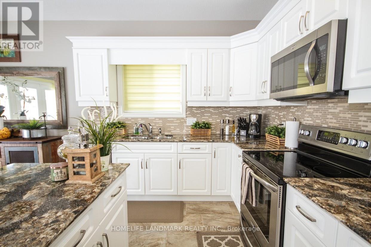 70 Spruce Crescent, Welland, Ontario  L3C 0C6 - Photo 16 - X12335781