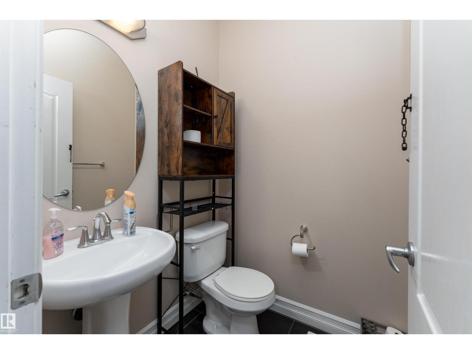 Property at 11535 16 AV SW image 5