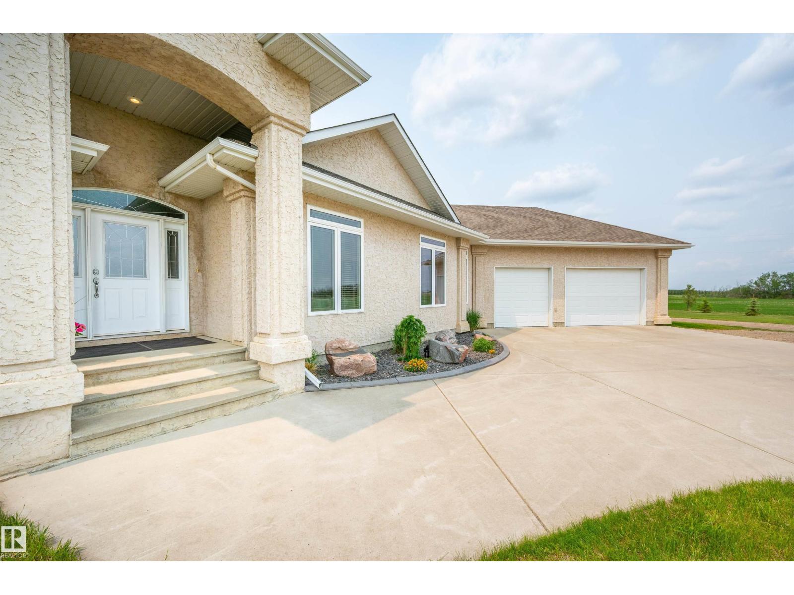 55116 Rge Rd 234, Rural Sturgeon County, Alberta  T8T 2A7 - Photo 10 - E4452274