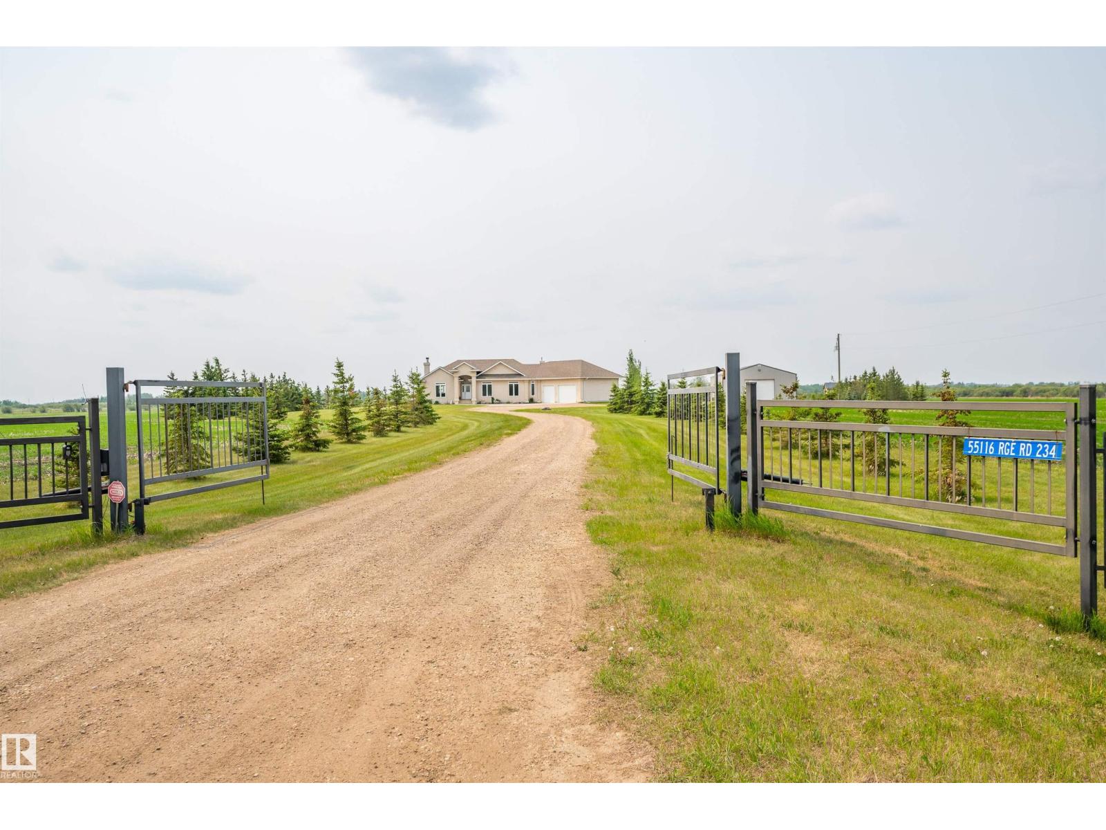 55116 Rge Rd 234, Rural Sturgeon County, Alberta  T8T 2A7 - Photo 2 - E4452274