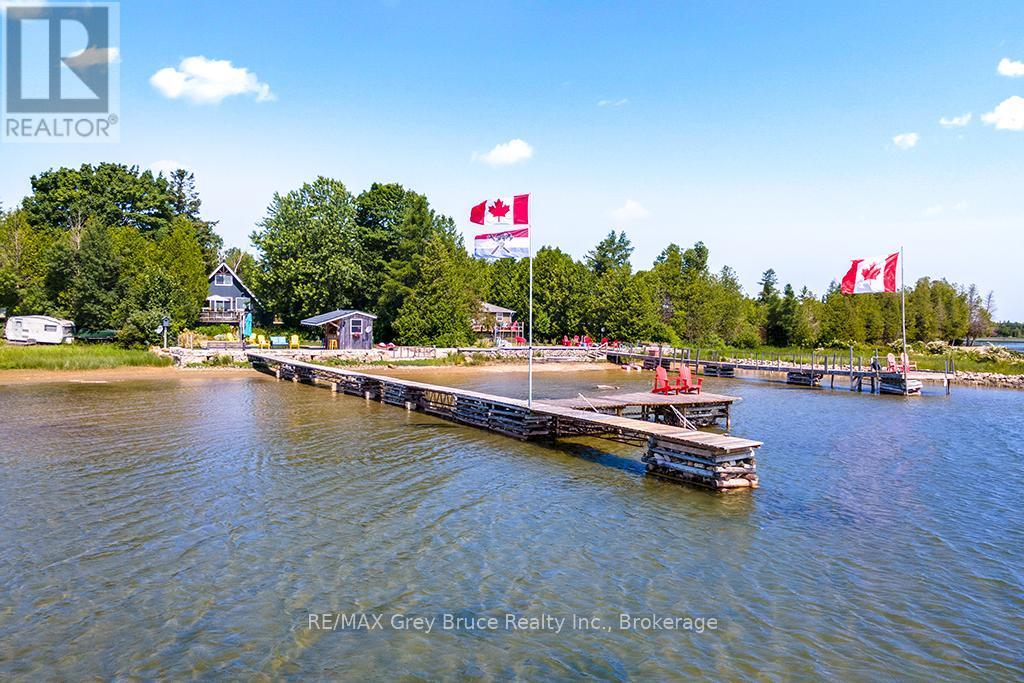 40 Aberdeen Avenue, Northern Bruce Peninsula, Ontario  N0H 2T0 - Photo 39 - X12272624