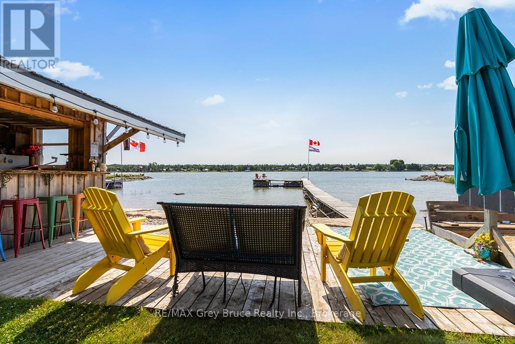 40 Aberdeen Avenue, Northern Bruce Peninsula, Ontario  N0H 2T0 - Photo 34 - X12272624