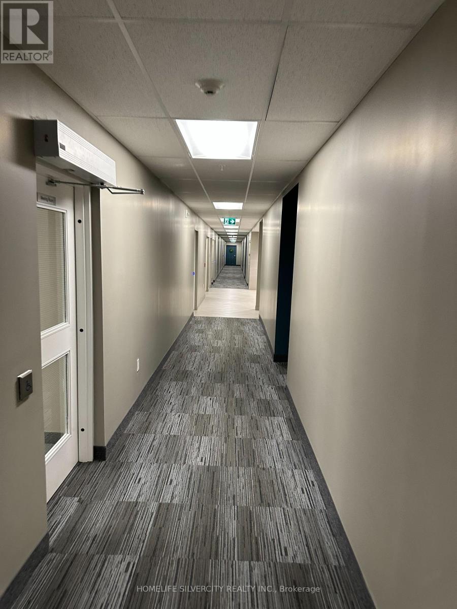 Property at 212 - 7 KAY CRESCENT image 3