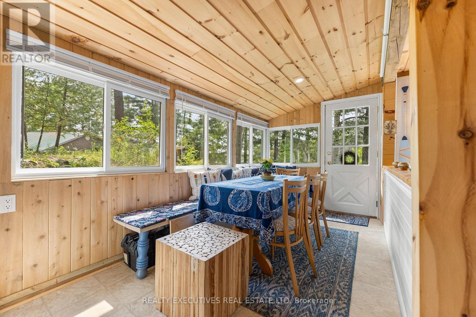 2046 Cyr Point Road, Tay Valley, Ontario  K7H 3C9 - Photo 9 - X12267348