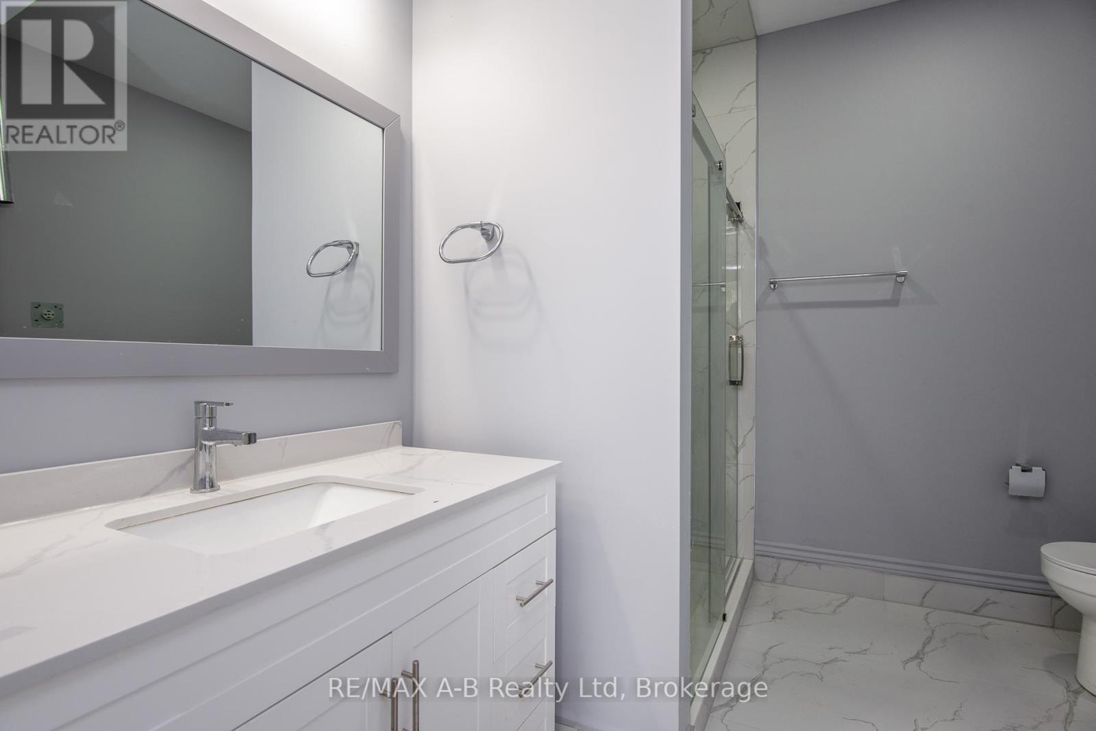 2274 34 Line, Perth East, Ontario  N0B 2P0 - Photo 14 - X12332267