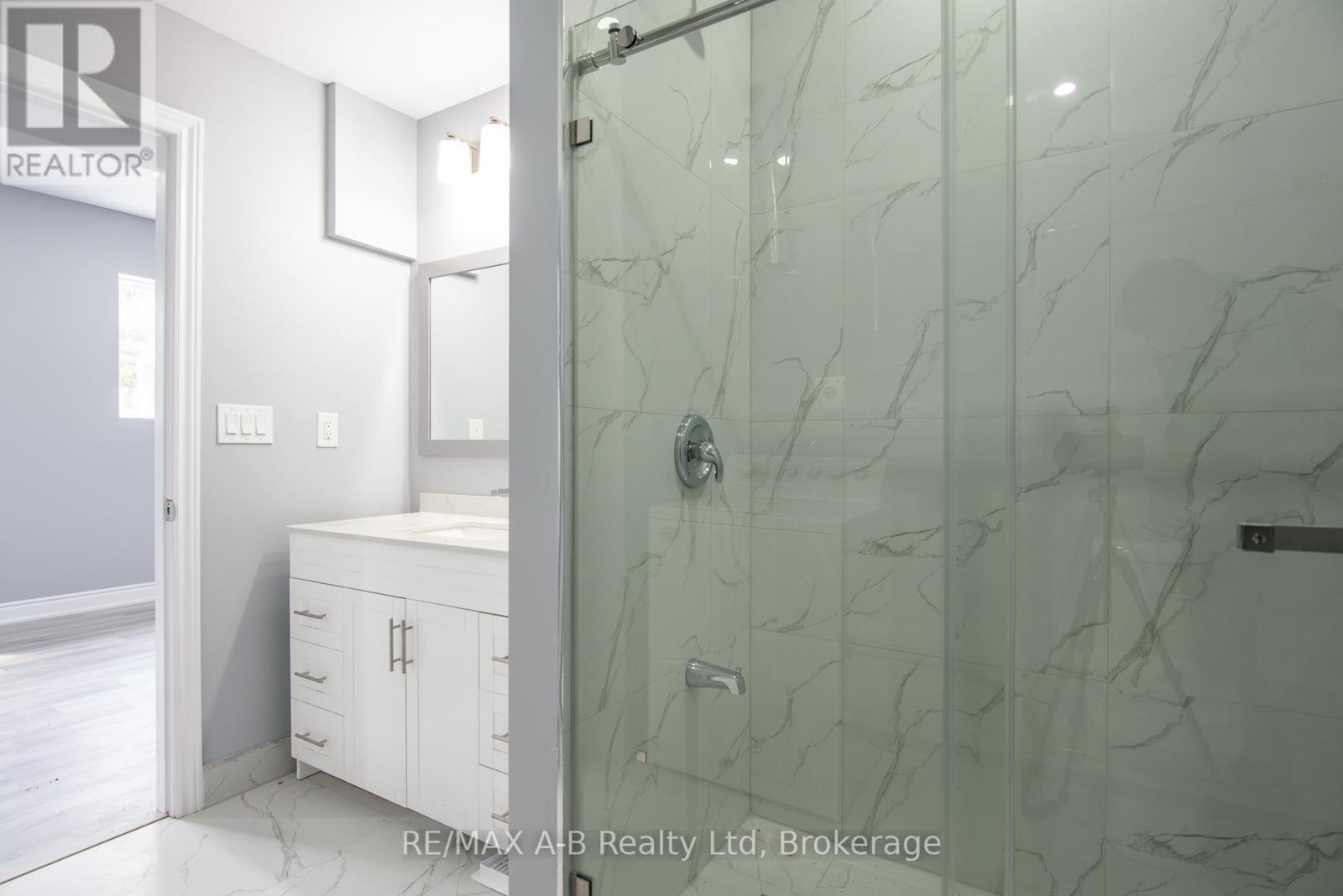 2274 34 Line, Perth East, Ontario  N0B 2P0 - Photo 15 - X12332267