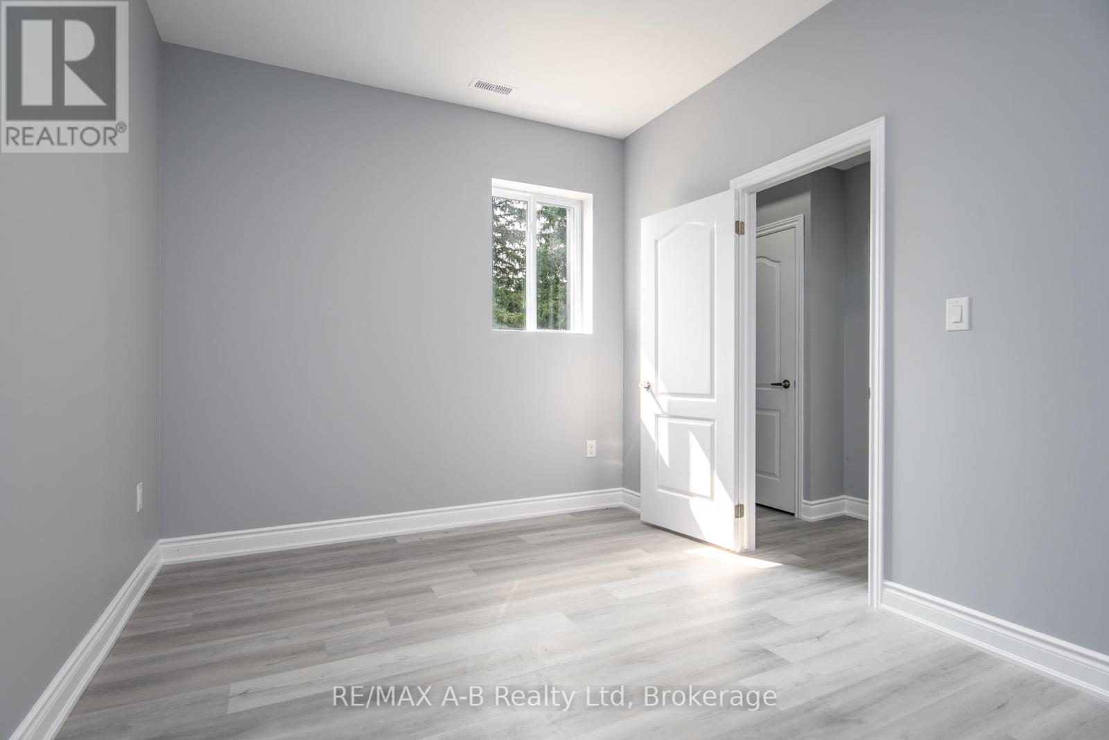 2274 34 Line, Perth East, Ontario  N0B 2P0 - Photo 17 - X12332267