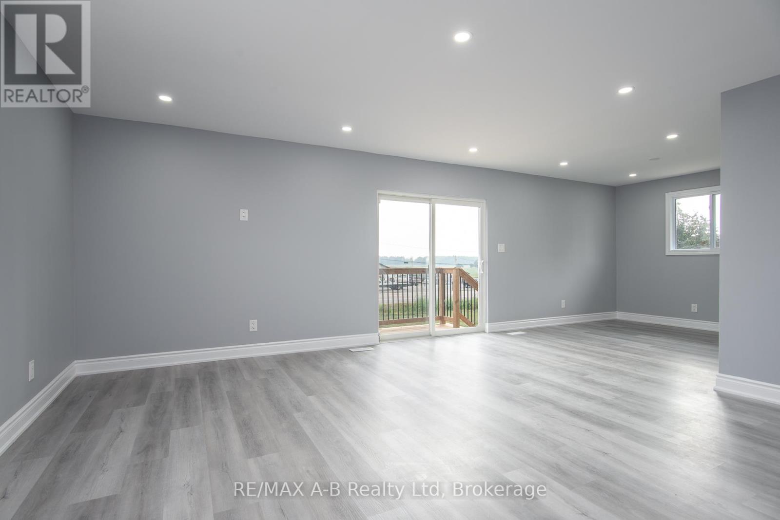2274 34 Line, Perth East, Ontario  N0B 2P0 - Photo 23 - X12332267