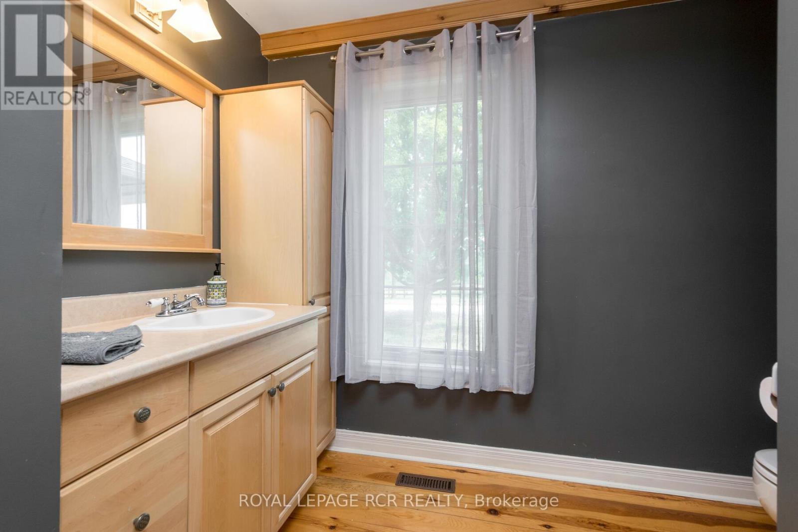 5031 Sixth Line, Erin, Ontario  L7J 2L8 - Photo 24 - X12209215