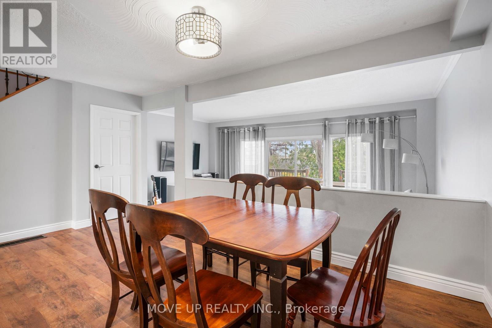 785 Pam Crescent, Newmarket, Ontario  L3Y 5B7 - Photo 12 - N12335854