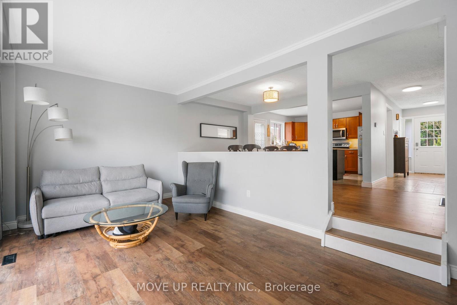 785 Pam Crescent, Newmarket, Ontario  L3Y 5B7 - Photo 15 - N12335854